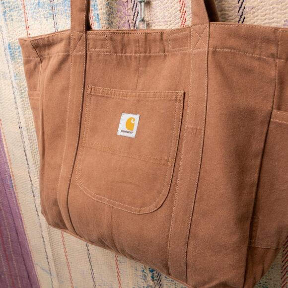 Upcycled carhartt tote bag - Picture 4 of 7